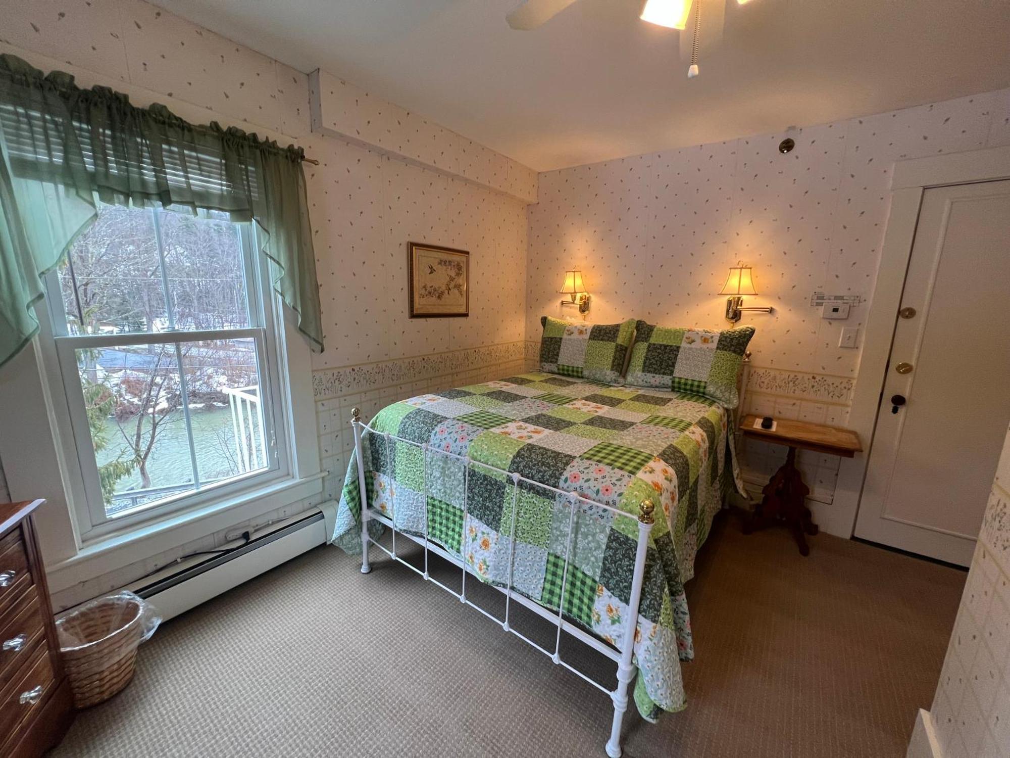 Echo Lake Inn (Adults Only) Plymouth Eksteriør billede